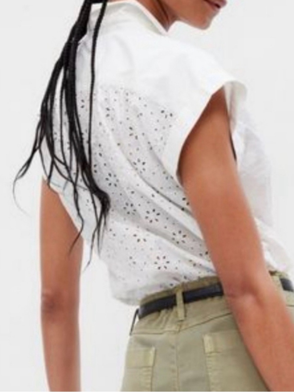 GAP WHITE eyelet cap sleeve button down size L